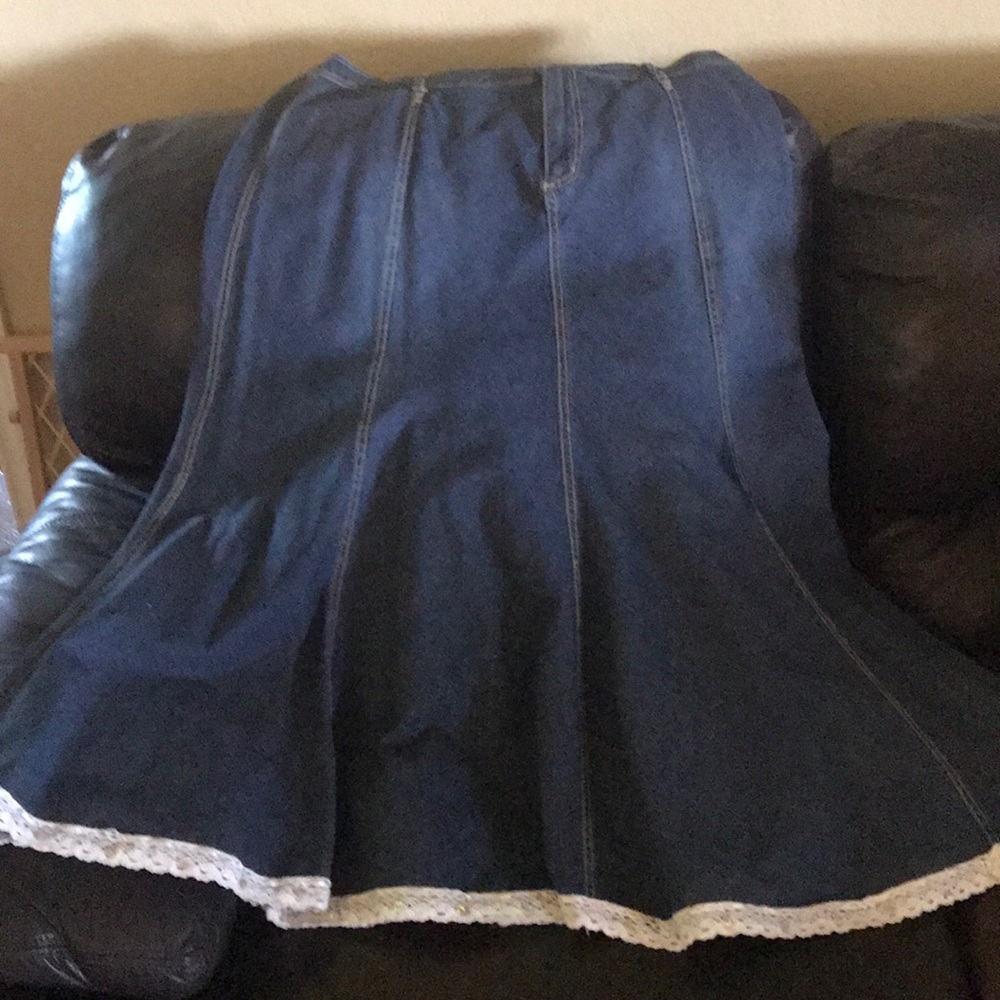 Denim skirt